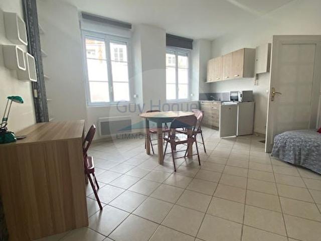 Location Appartement Rue Raymond Poincaré, Choisy au Bac