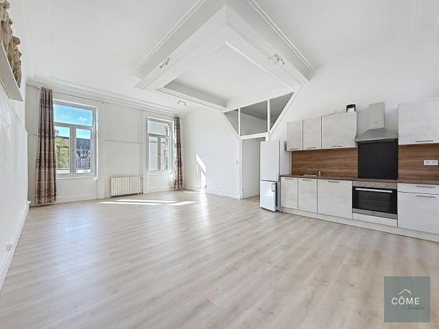 Location Appartement Rue Raymond Poincaré, Nancy