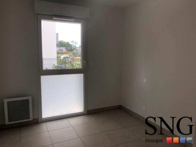 Location Appartement Rue Raymond Sudre, Perpignan