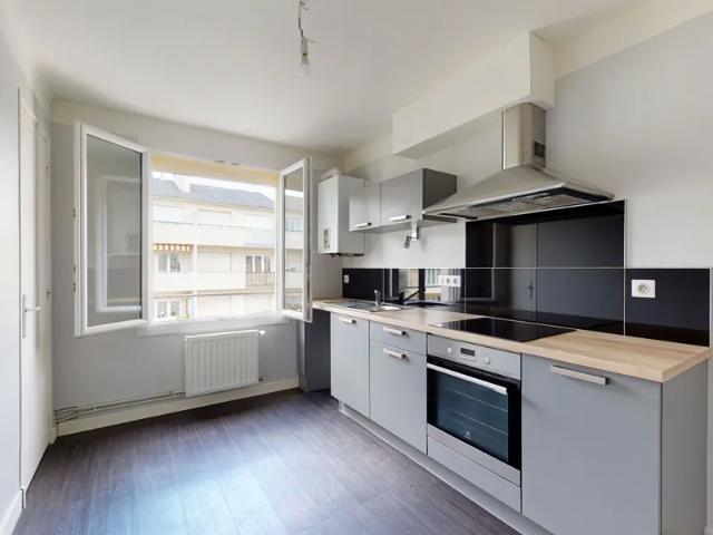 Location Appartement Rue Raynal, Rodez
