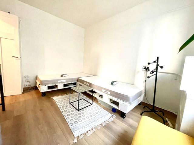 Location Appartement Rue Racine, Montrouge