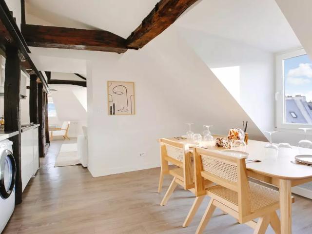 Location Appartement Rue Rambuteau, Paris