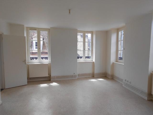 Location Appartement Rue Regnaudin, Moulins