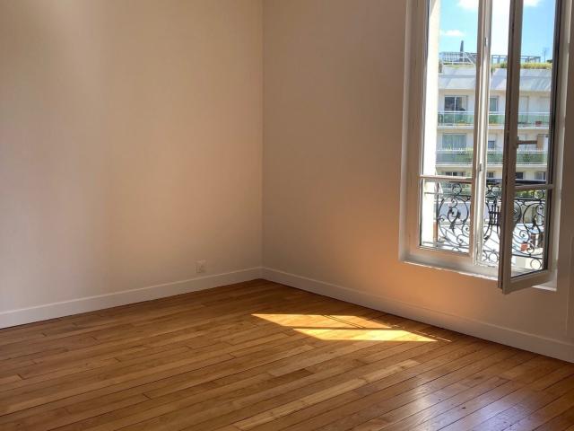 Location Appartement Rue Rémy Dumoncel, Paris