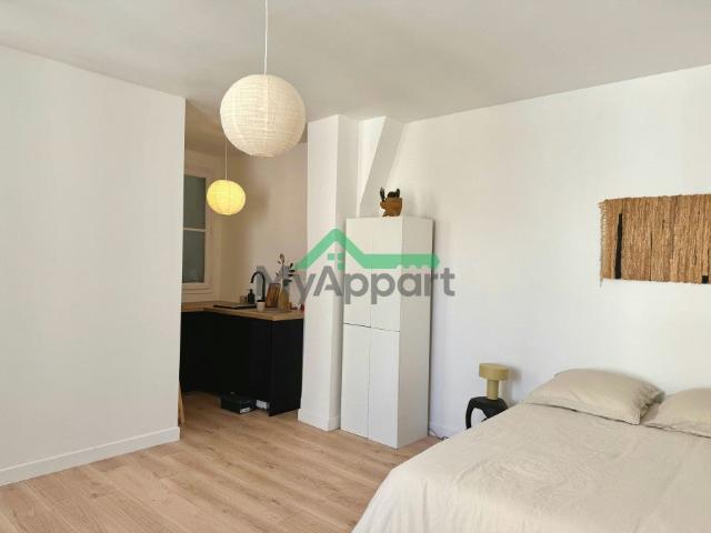 Location Appartement Rue Rémy Dumoncel, Paris