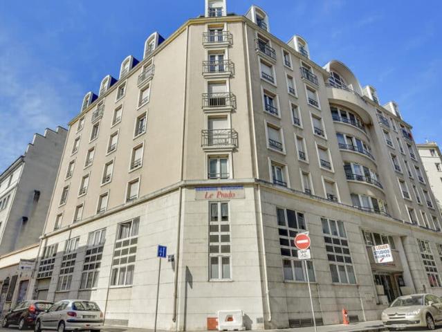 Location Appartement Rue Renan, Lyon