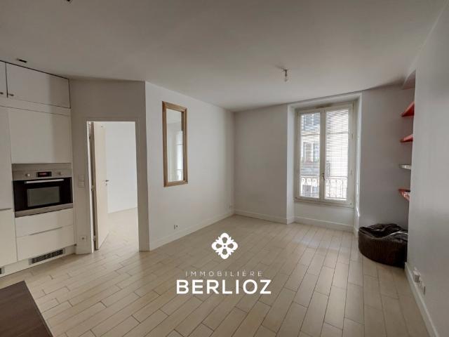 Location Appartement Rue René Thomas, Grenoble