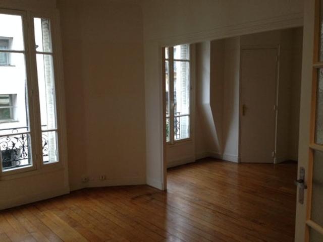 Location Appartement Rue Rivay, Levallois Perret