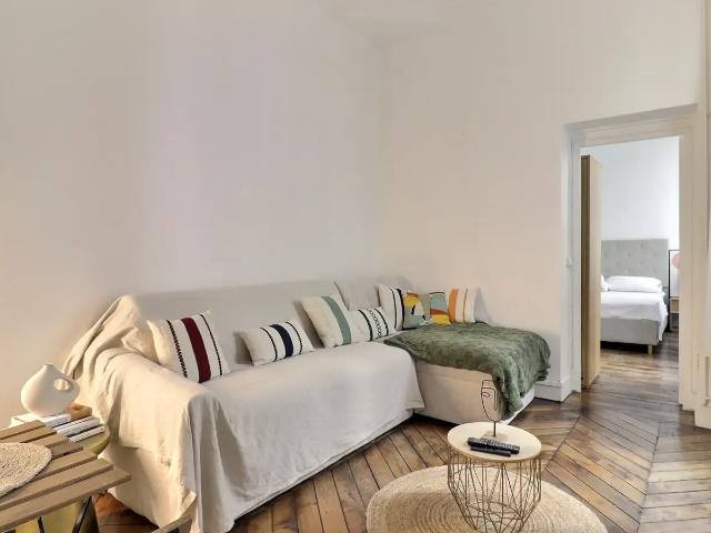 Location Appartement Rue Ruhmkorff, Paris