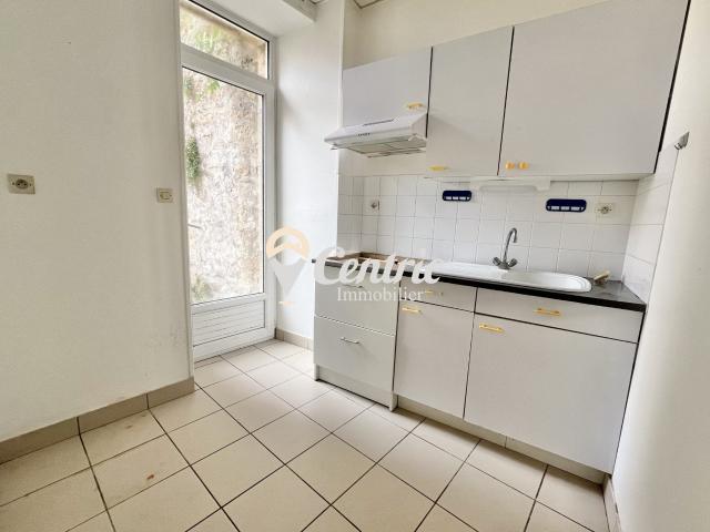 Location Appartement Rue Waldeck Rousseau, Bressuire