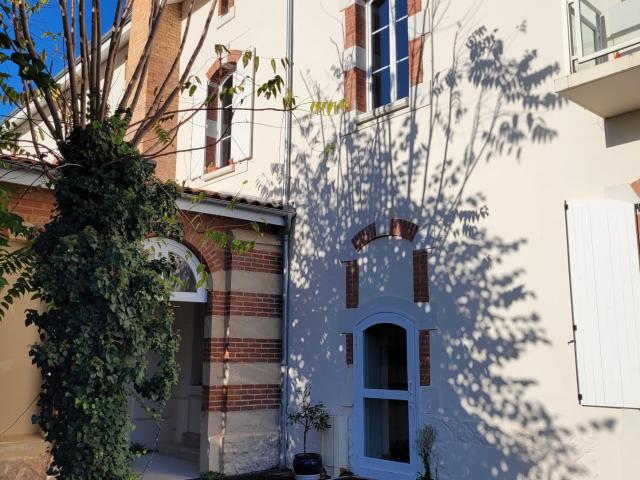 Location Appartement Rue Walter Poupot, Bordeaux