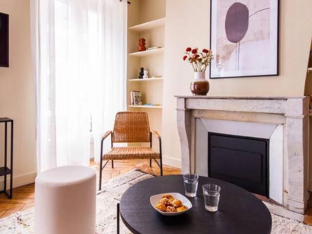 Location Appartement Rue Washington, Paris