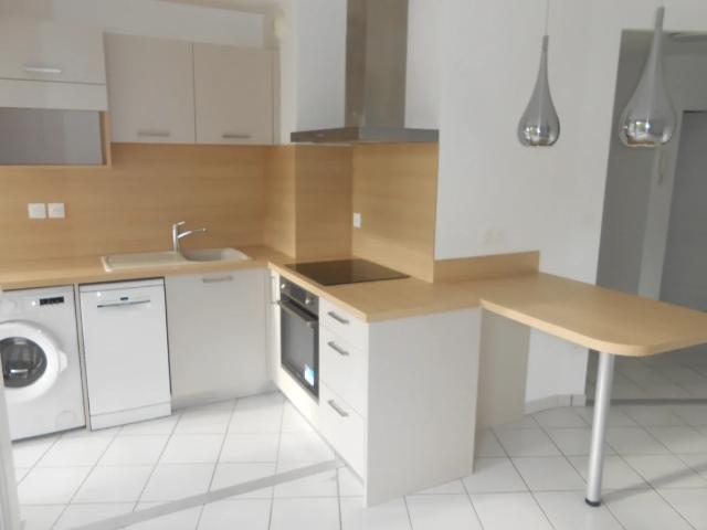 Location Appartement Rue Toussaint Louverture, Clermont Ferrand