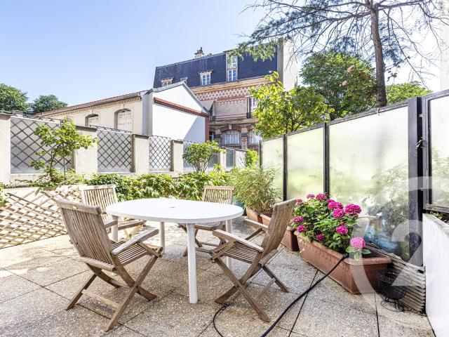 Location Appartement Rue Tournefort, Paris