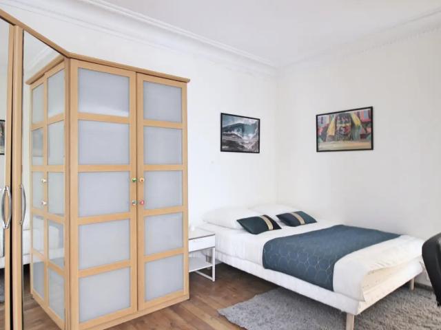 Location Appartement Rue Tourneux, Paris