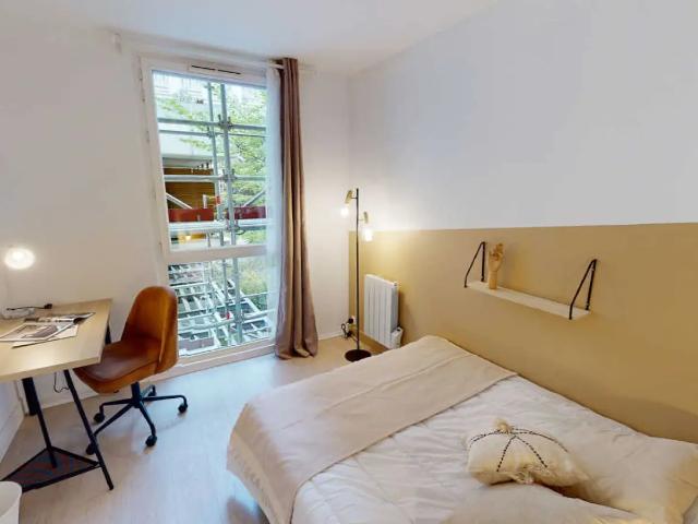 Location Appartement Rue Thomas Mann, Paris