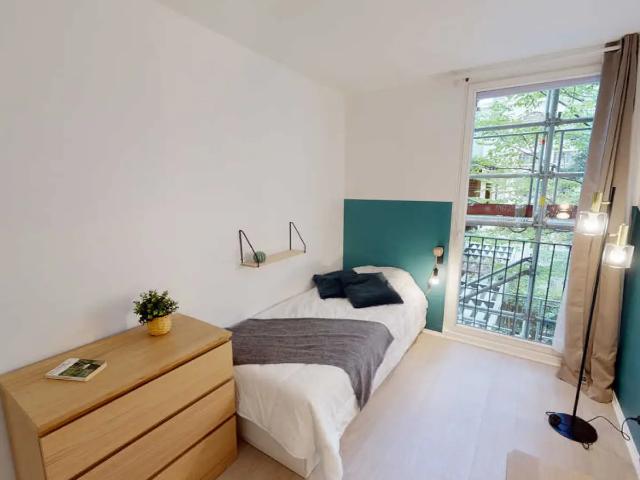 Location Appartement Rue Thomas Mann, Paris