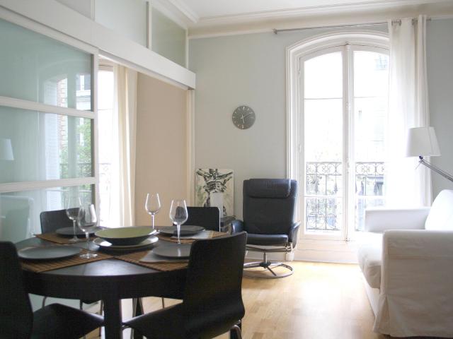 Location Appartement Rue Tiquetonne, Paris