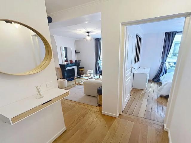 Location Appartement Rue Truffaut, Paris