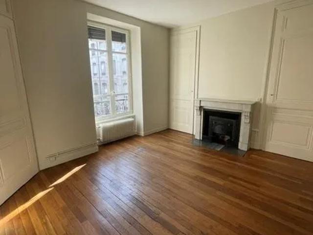Location Appartement Rue Tronchet, Lyon