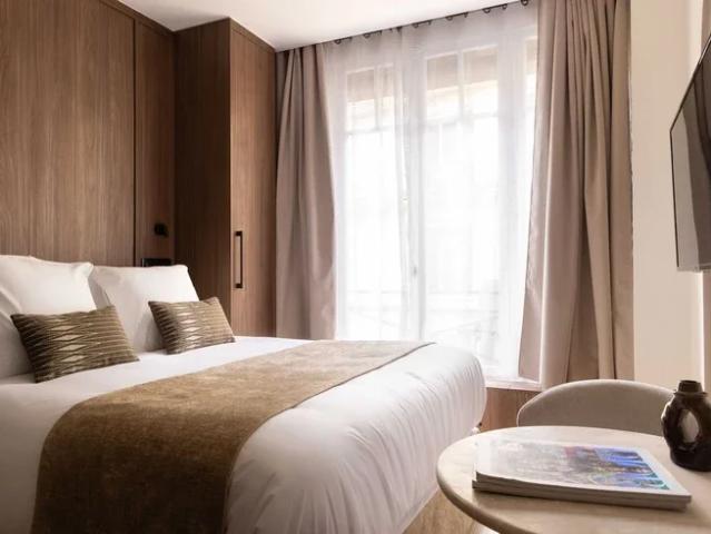 Location Appartement Rue Tronchet, Paris