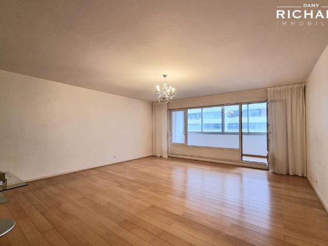 Location Appartement Rue Tronjolly, Rennes