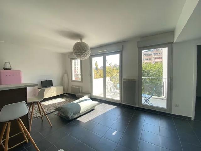 Location Appartement Rue Turbil, Lyon