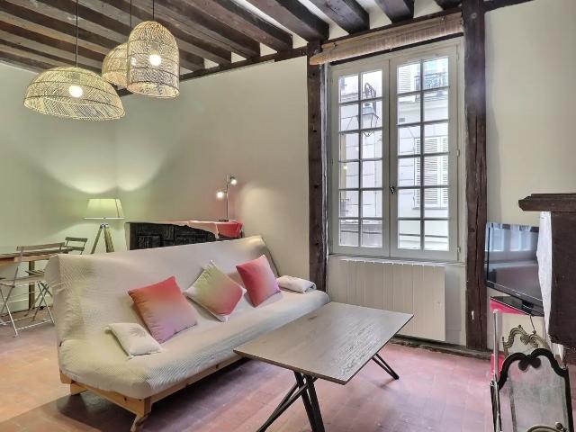 Location Appartement Rue Volta, Paris