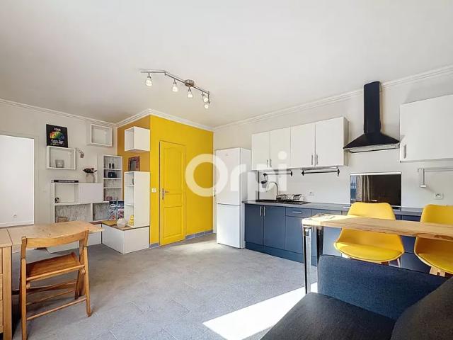 Location Appartement Rue Voltaire, Arcueil