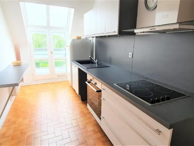 Location Appartement Rue Voltaire, Lille