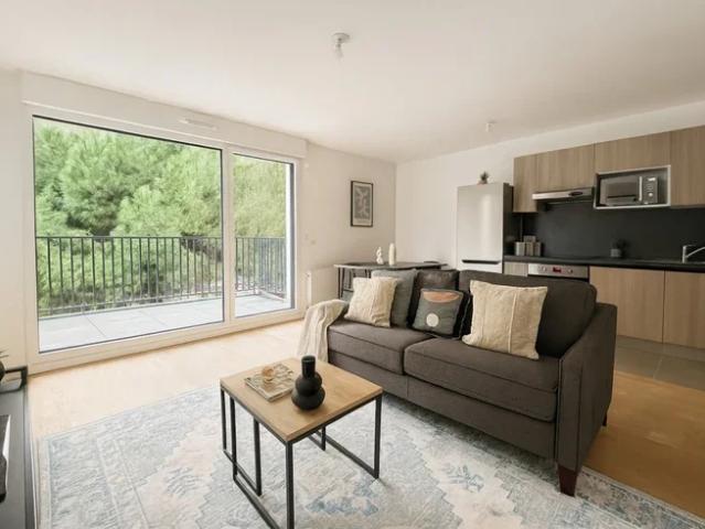 Location Appartement Rue Voltaire, Malakoff