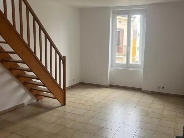 Location Appartement Rue Voltaire, Saint Étienne