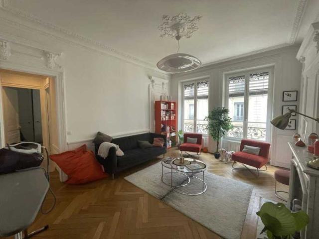 Location Appartement Rue Vaubecour, Lyon