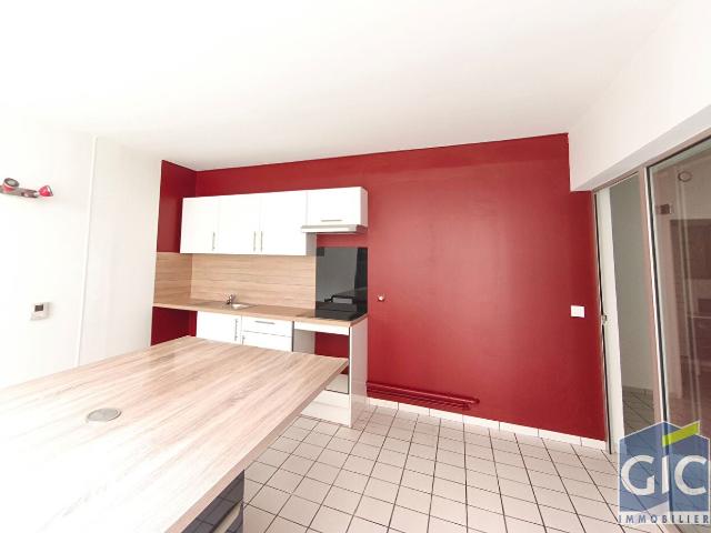 Location Appartement Rue Vauquelin, Caen