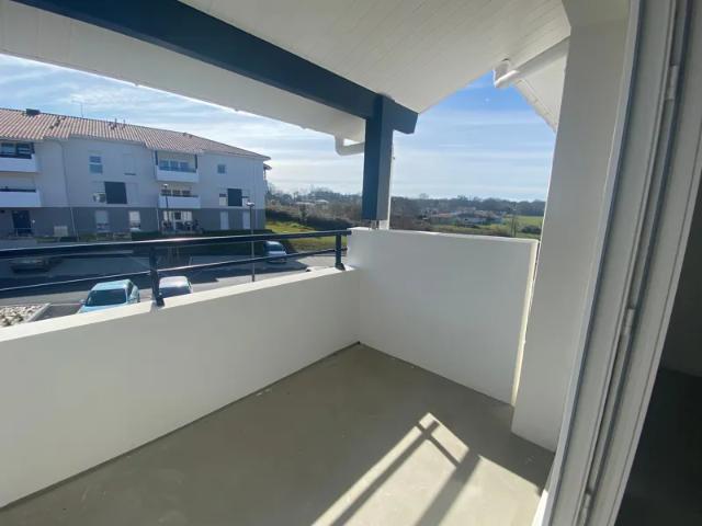 Location Appartement Rue Valérie André, Dax