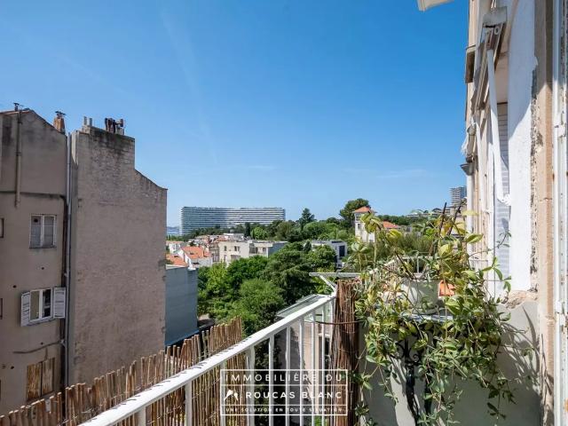 Location Appartement Rue Vallence Père Ruby, Marseille