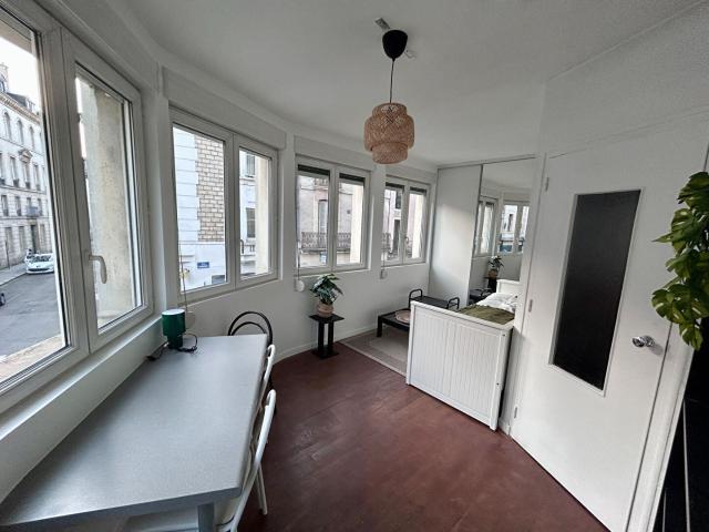 Location Appartement Rue Vannerie, Dijon