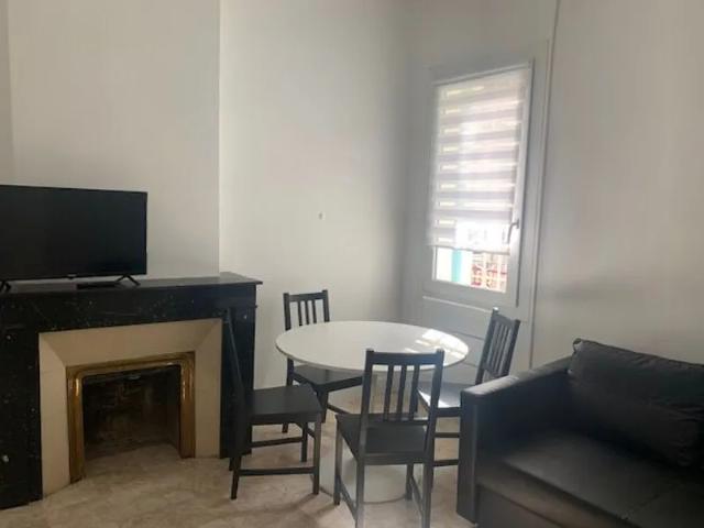 Location Appartement Rue Varanda, Nîmes