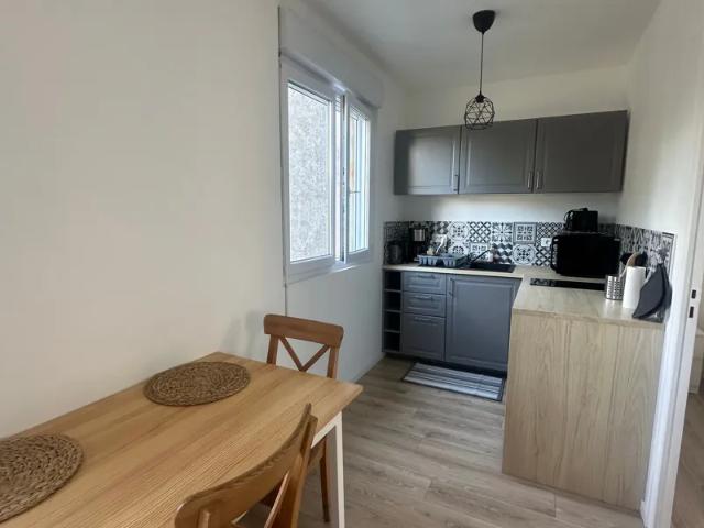 Location Appartement Rue Victor Eusen, Brest
