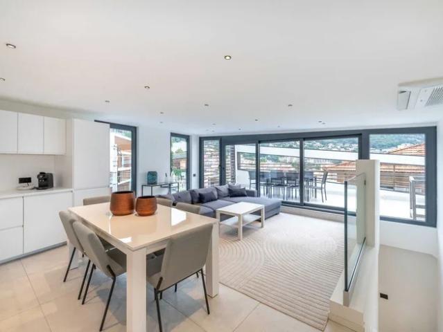 Location Appartement Rue Victor Hugo, Beausoleil