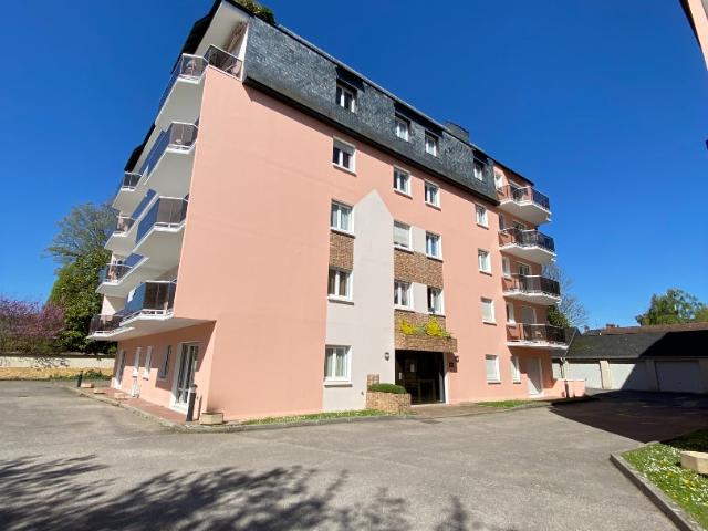 Location Appartement Rue Victor Hugo, Évreux
