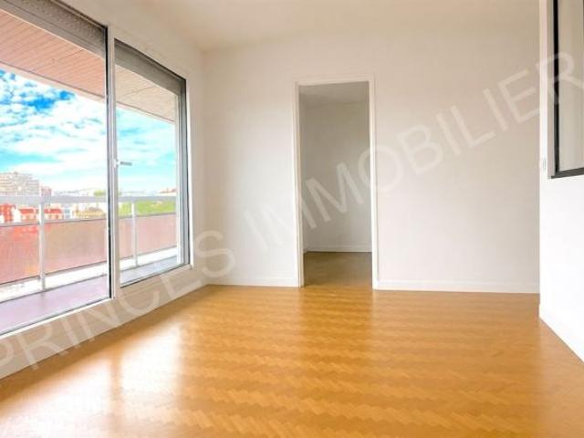 Location Appartement Rue Victor Hugo, Issy les Moulineaux
