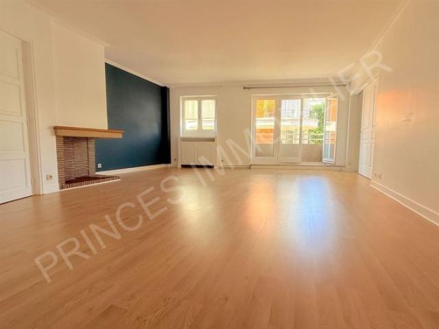 Location Appartement Rue Victor Hugo, Issy les Moulineaux