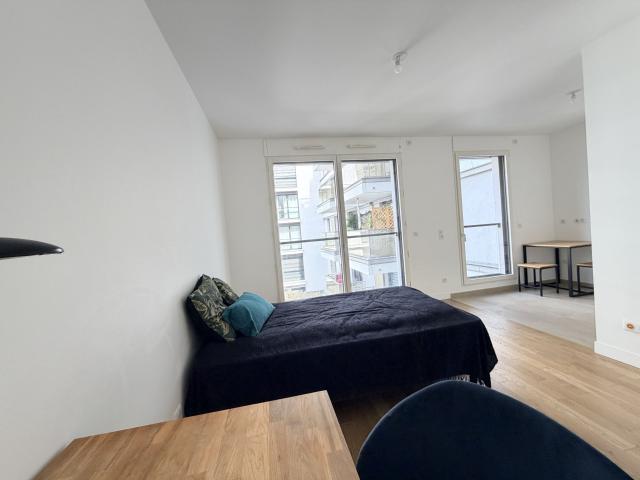 Location Appartement Rue Victor Hugo, Issy les Moulineaux