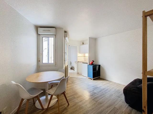 Location Appartement Rue Victor Hugo, Levallois Perret