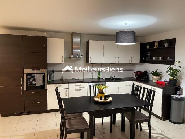 Location Appartement Rue Victor Hugo, Montois la Montagne