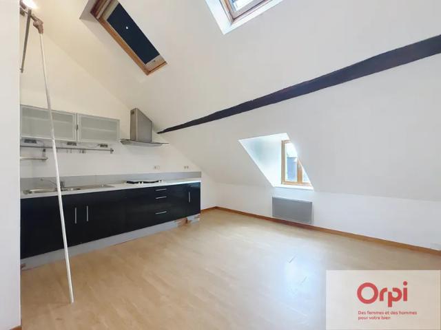 Location Appartement Rue Victor Hugo, Montluçon