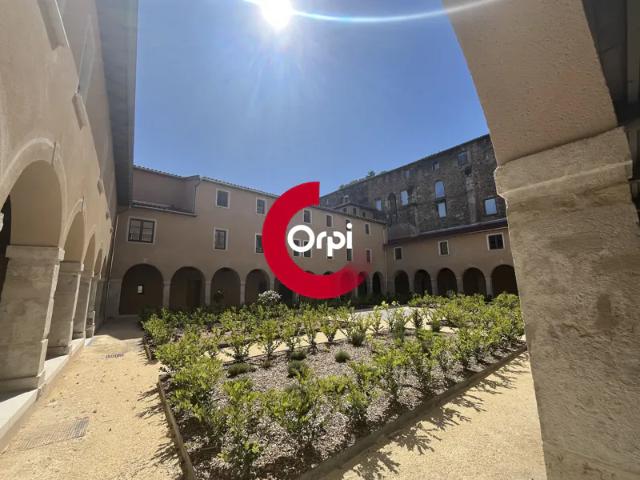 Location Appartement Rue Victor Hugo, Vienne