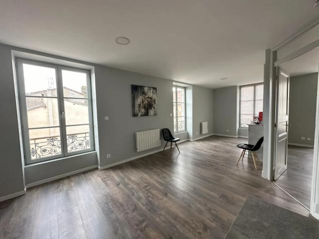 Location Appartement Rue Victor Hugo, Villefranche sur Saône