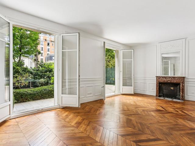 Location Appartement Rue Victorien Sardou, Paris